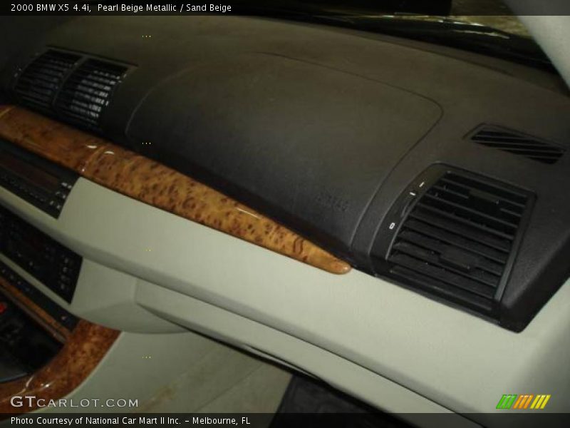 Pearl Beige Metallic / Sand Beige 2000 BMW X5 4.4i