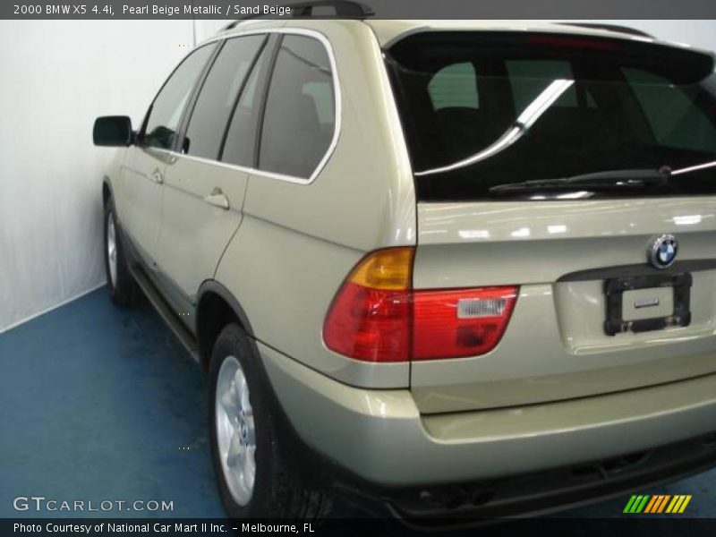 Pearl Beige Metallic / Sand Beige 2000 BMW X5 4.4i