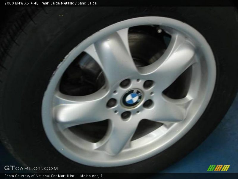 Pearl Beige Metallic / Sand Beige 2000 BMW X5 4.4i