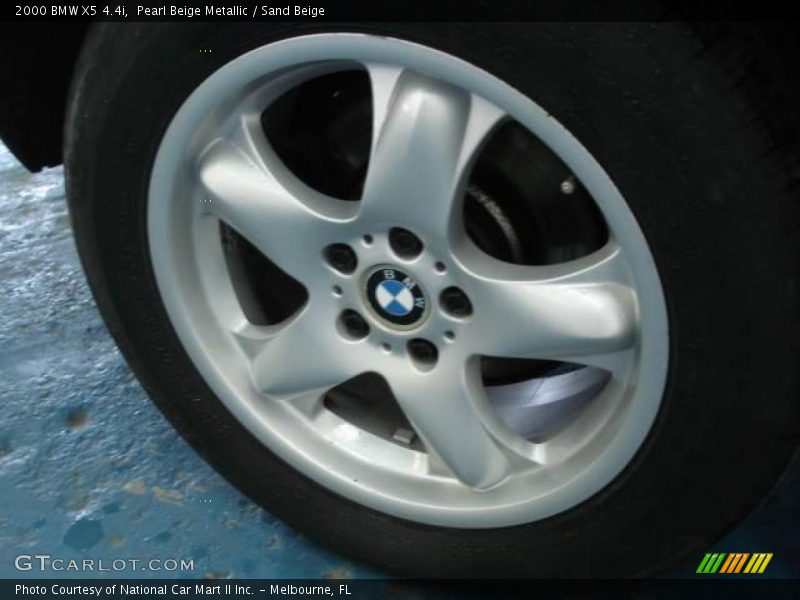 Pearl Beige Metallic / Sand Beige 2000 BMW X5 4.4i