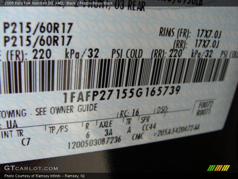 2005 Five Hundred SEL AWD Black Color Code UA