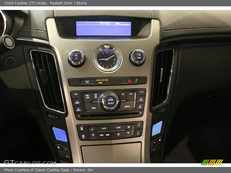 Radiant Silver / Ebony 2009 Cadillac CTS Sedan