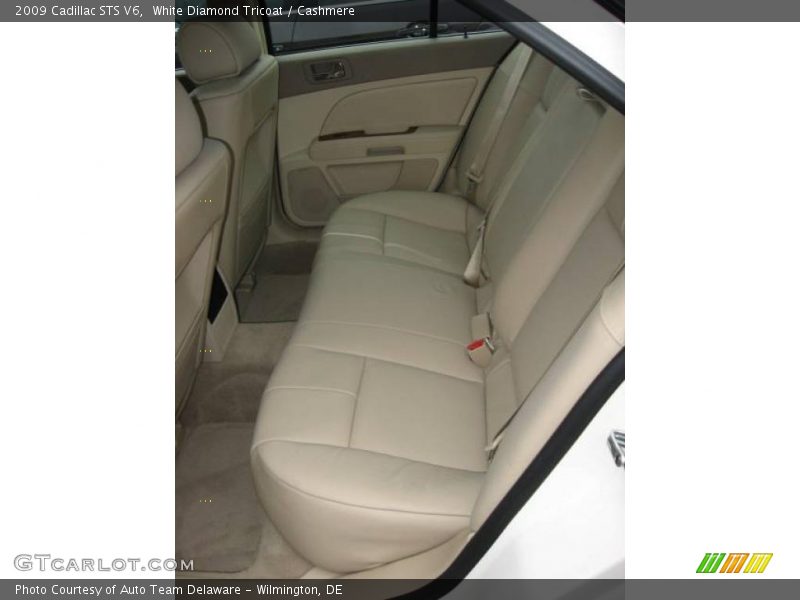 White Diamond Tricoat / Cashmere 2009 Cadillac STS V6