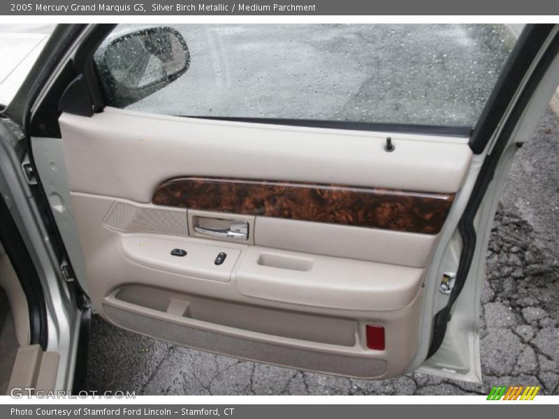 Silver Birch Metallic / Medium Parchment 2005 Mercury Grand Marquis GS