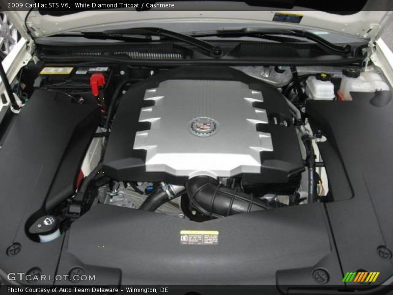 White Diamond Tricoat / Cashmere 2009 Cadillac STS V6