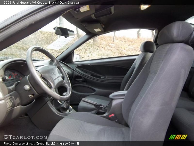 Black / Dark Charcoal 2003 Ford Mustang V6 Coupe