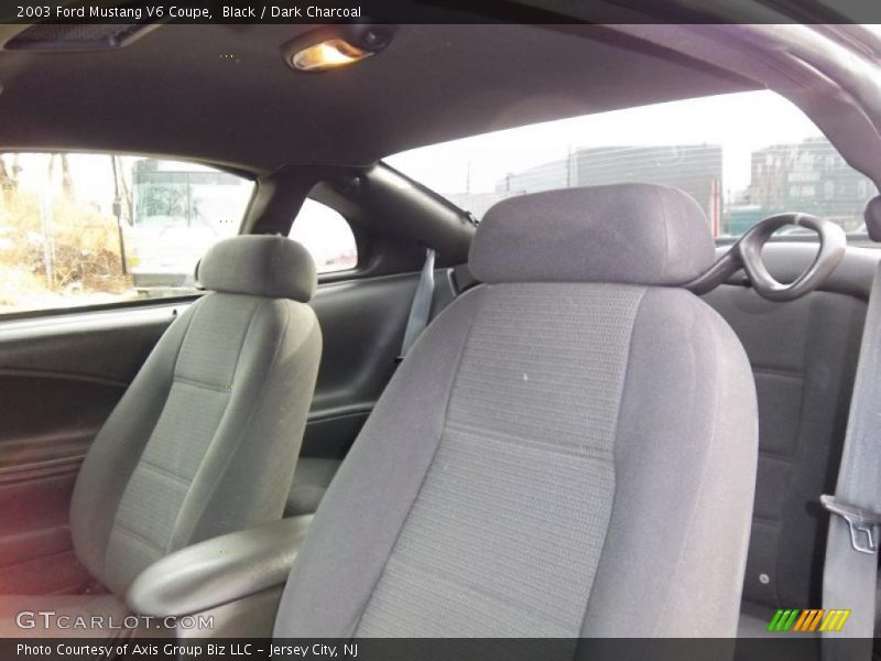 Black / Dark Charcoal 2003 Ford Mustang V6 Coupe