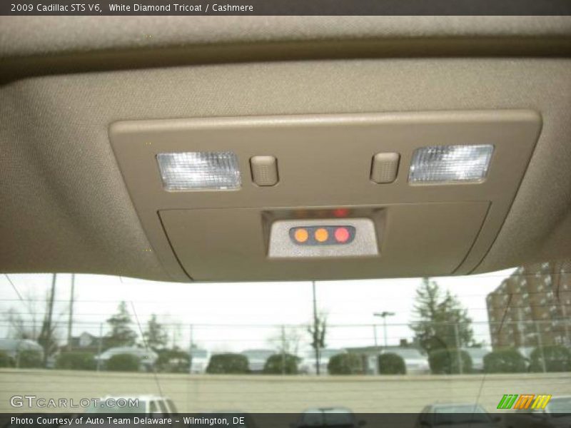 White Diamond Tricoat / Cashmere 2009 Cadillac STS V6