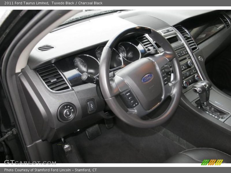 Tuxedo Black / Charcoal Black 2011 Ford Taurus Limited