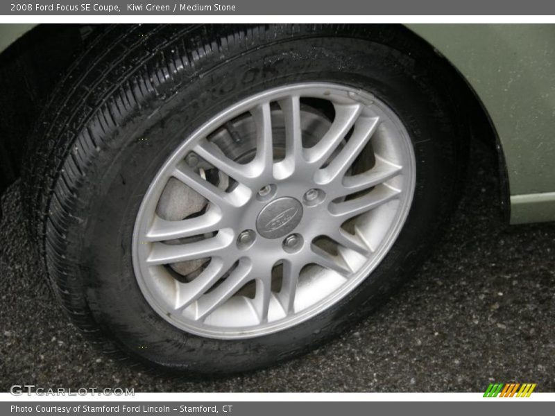 Kiwi Green / Medium Stone 2008 Ford Focus SE Coupe