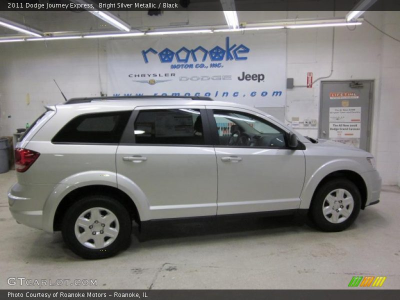 Bright Silver Metallic / Black 2011 Dodge Journey Express