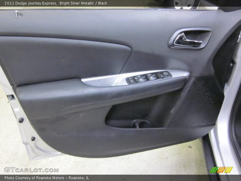 Bright Silver Metallic / Black 2011 Dodge Journey Express