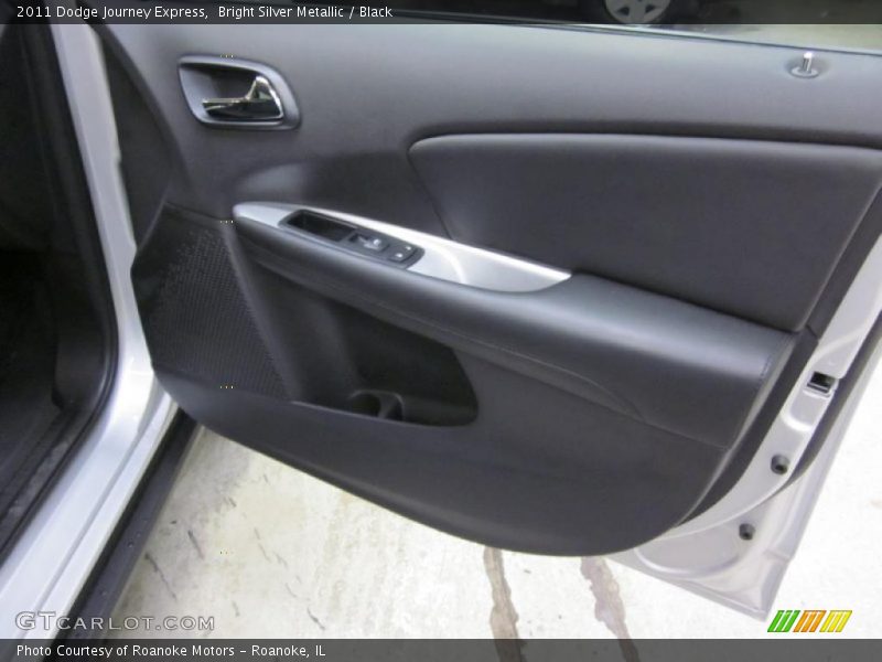 Bright Silver Metallic / Black 2011 Dodge Journey Express