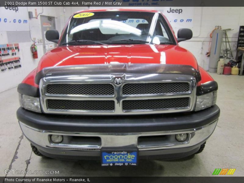 Flame Red / Mist Gray 2001 Dodge Ram 1500 ST Club Cab 4x4