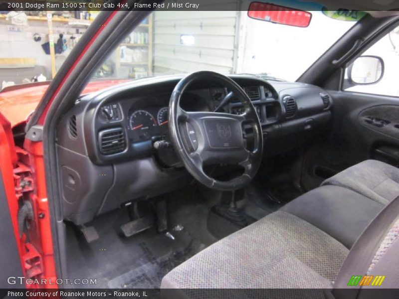 Flame Red / Mist Gray 2001 Dodge Ram 1500 ST Club Cab 4x4