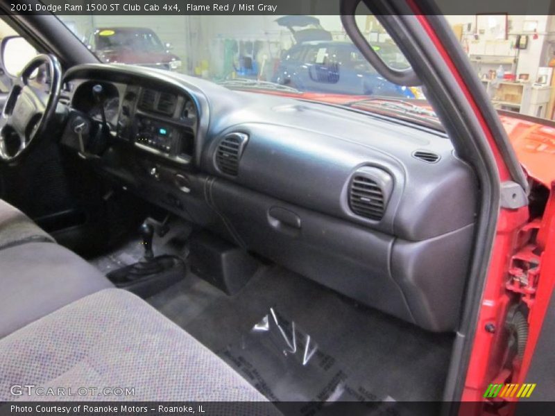 Flame Red / Mist Gray 2001 Dodge Ram 1500 ST Club Cab 4x4
