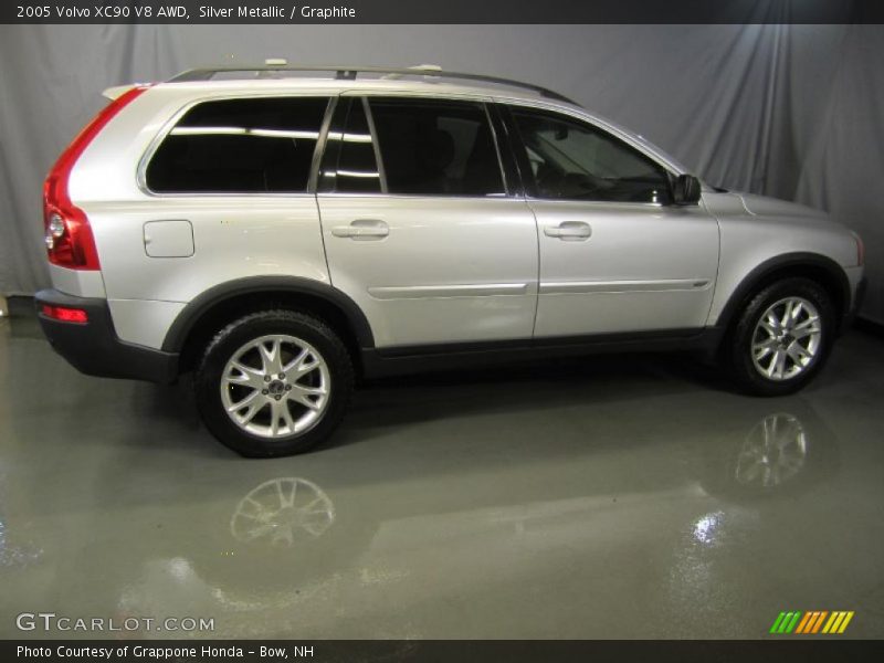 Silver Metallic / Graphite 2005 Volvo XC90 V8 AWD