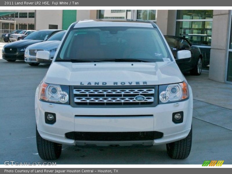 Fuji White / Tan 2011 Land Rover LR2 HSE