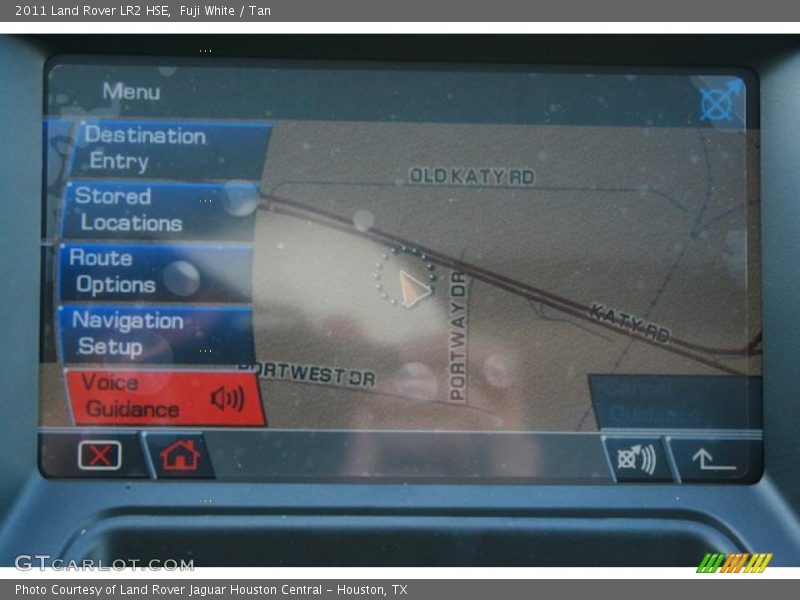 Navigation of 2011 LR2 HSE
