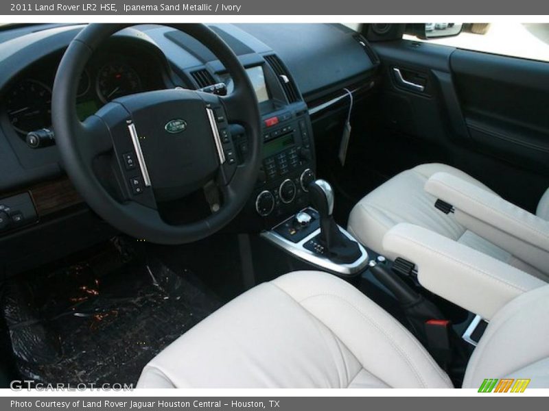 Ipanema Sand Metallic / Ivory 2011 Land Rover LR2 HSE