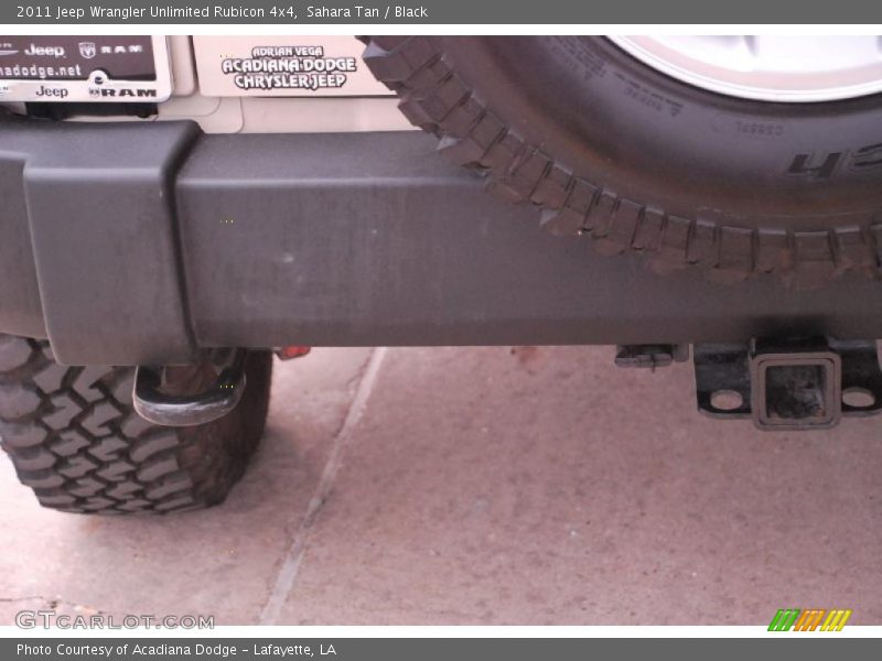Sahara Tan / Black 2011 Jeep Wrangler Unlimited Rubicon 4x4