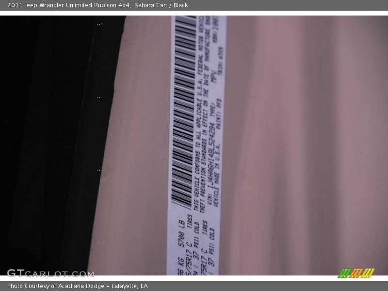 Sahara Tan / Black 2011 Jeep Wrangler Unlimited Rubicon 4x4