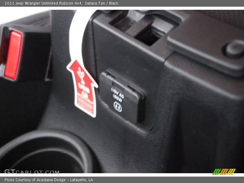 Sahara Tan / Black 2011 Jeep Wrangler Unlimited Rubicon 4x4