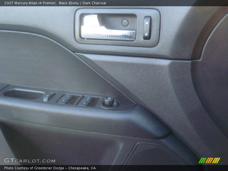 Black Ebony / Dark Charcoal 2007 Mercury Milan I4 Premier