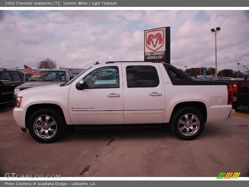 Summit White / Light Titanium 2009 Chevrolet Avalanche LTZ