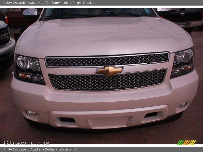 Summit White / Light Titanium 2009 Chevrolet Avalanche LTZ