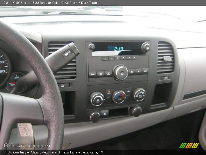 Onyx Black / Dark Titanium 2011 GMC Sierra 1500 Regular Cab