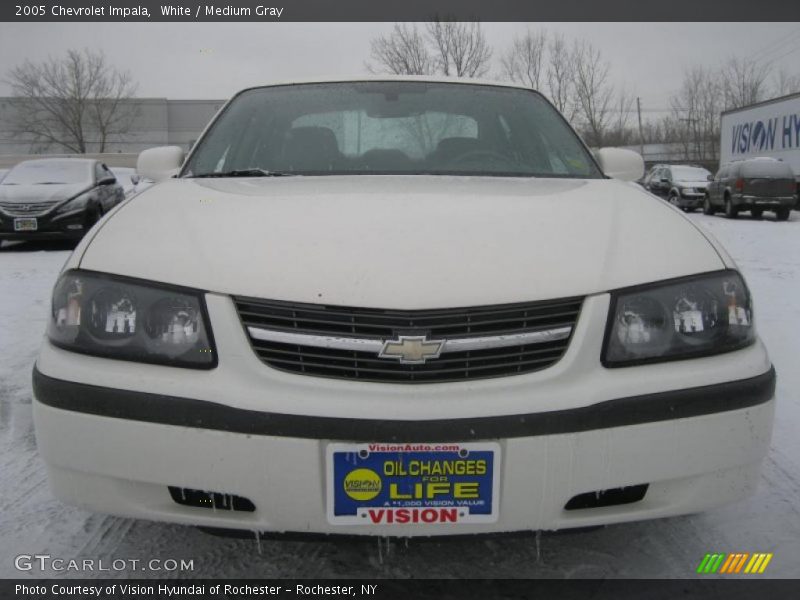 White / Medium Gray 2005 Chevrolet Impala