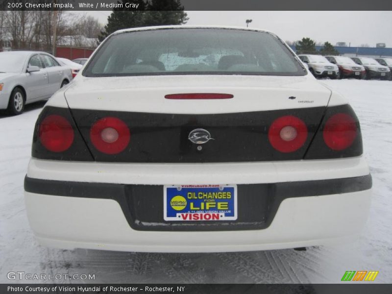 White / Medium Gray 2005 Chevrolet Impala