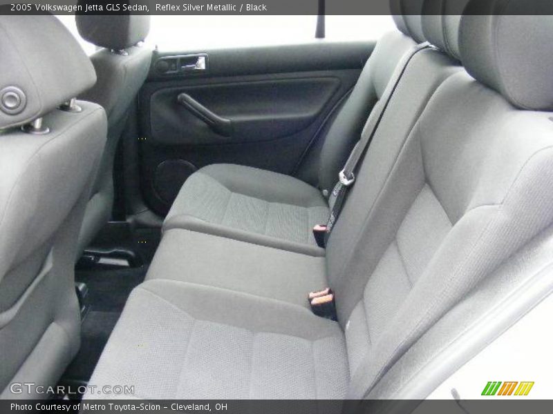Reflex Silver Metallic / Black 2005 Volkswagen Jetta GLS Sedan