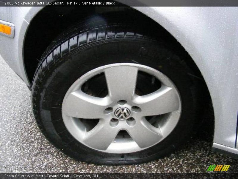 Reflex Silver Metallic / Black 2005 Volkswagen Jetta GLS Sedan