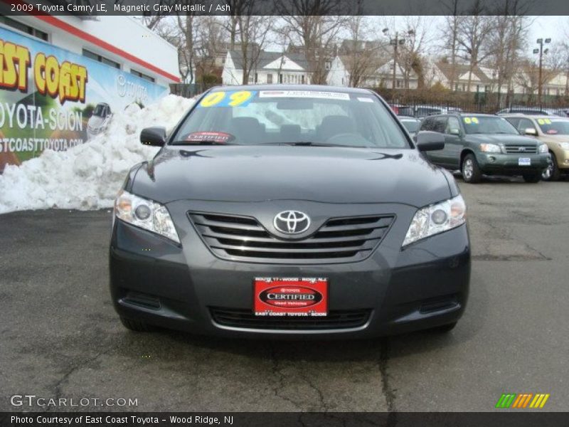 Magnetic Gray Metallic / Ash 2009 Toyota Camry LE