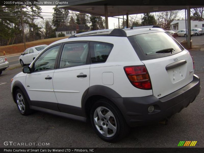 Frosty White / Graphite 2005 Pontiac Vibe