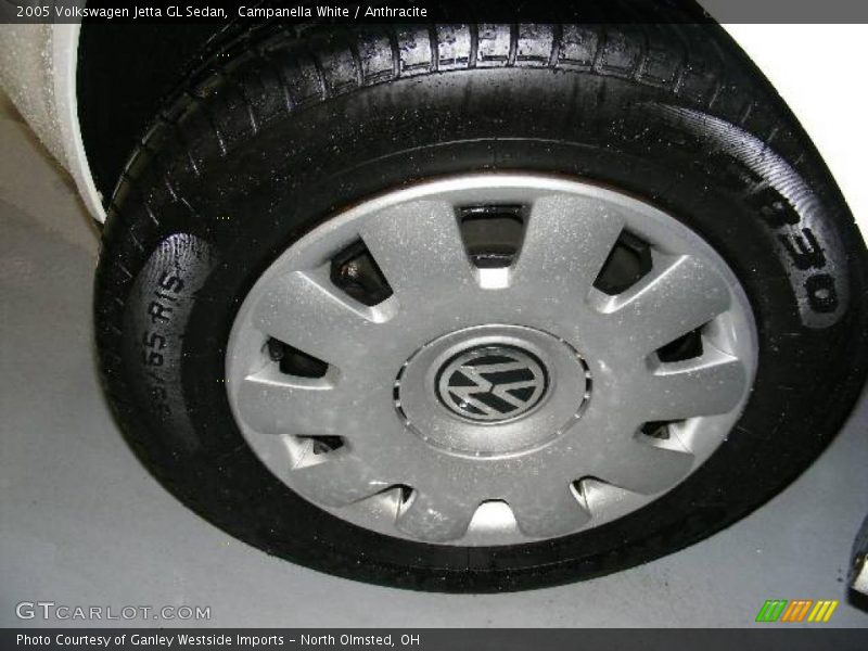 Campanella White / Anthracite 2005 Volkswagen Jetta GL Sedan