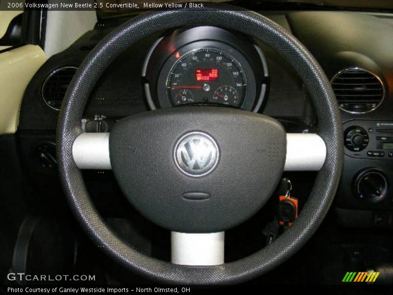 Mellow Yellow / Black 2006 Volkswagen New Beetle 2.5 Convertible