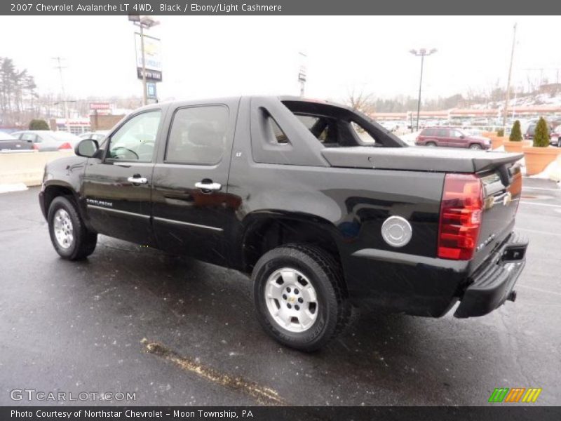 Black / Ebony/Light Cashmere 2007 Chevrolet Avalanche LT 4WD
