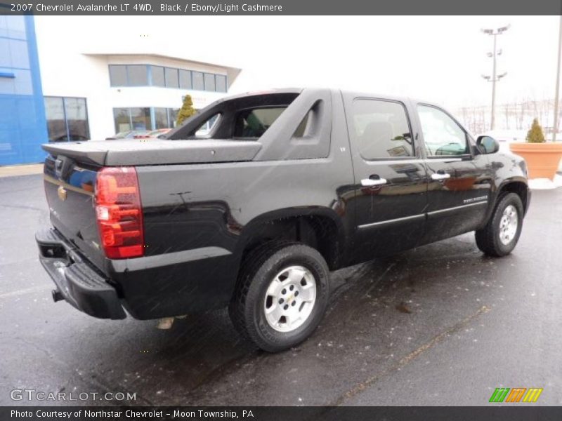Black / Ebony/Light Cashmere 2007 Chevrolet Avalanche LT 4WD
