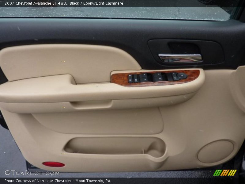Black / Ebony/Light Cashmere 2007 Chevrolet Avalanche LT 4WD