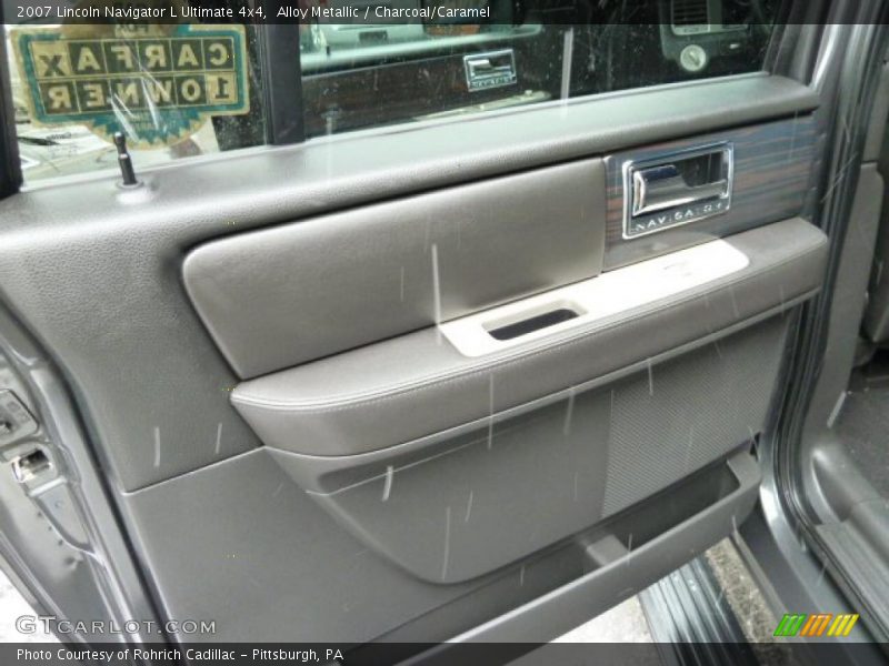Alloy Metallic / Charcoal/Caramel 2007 Lincoln Navigator L Ultimate 4x4