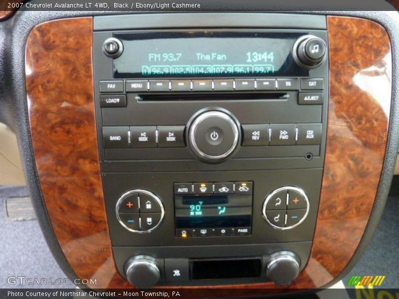 Black / Ebony/Light Cashmere 2007 Chevrolet Avalanche LT 4WD