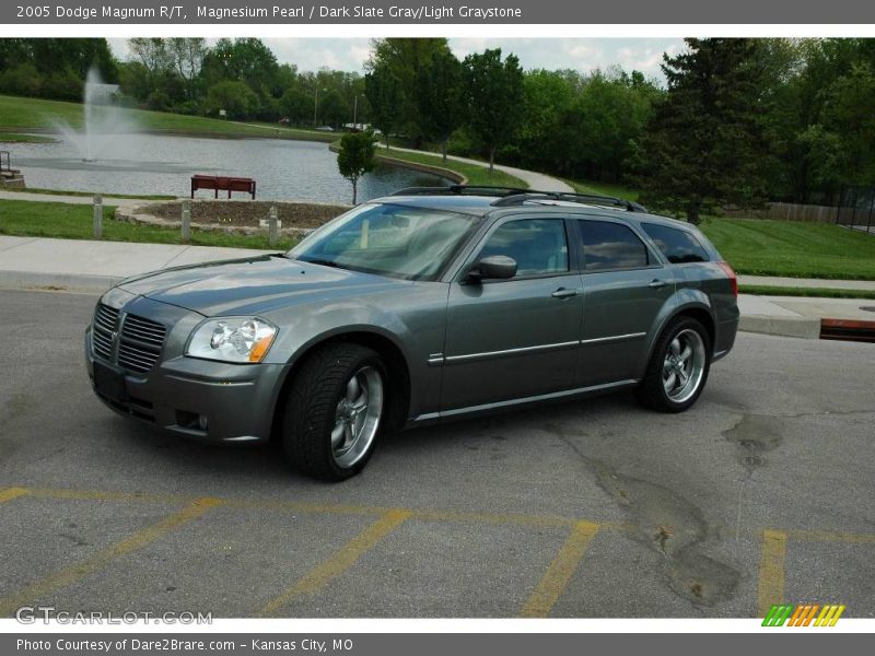 Magnesium Pearl / Dark Slate Gray/Light Graystone 2005 Dodge Magnum R/T