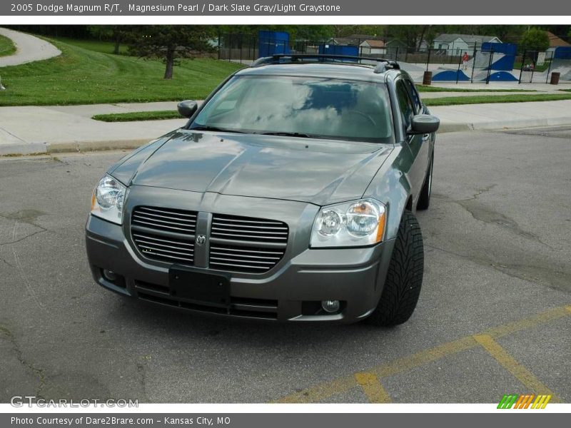 Magnesium Pearl / Dark Slate Gray/Light Graystone 2005 Dodge Magnum R/T