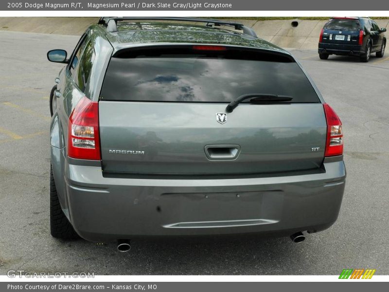 Magnesium Pearl / Dark Slate Gray/Light Graystone 2005 Dodge Magnum R/T