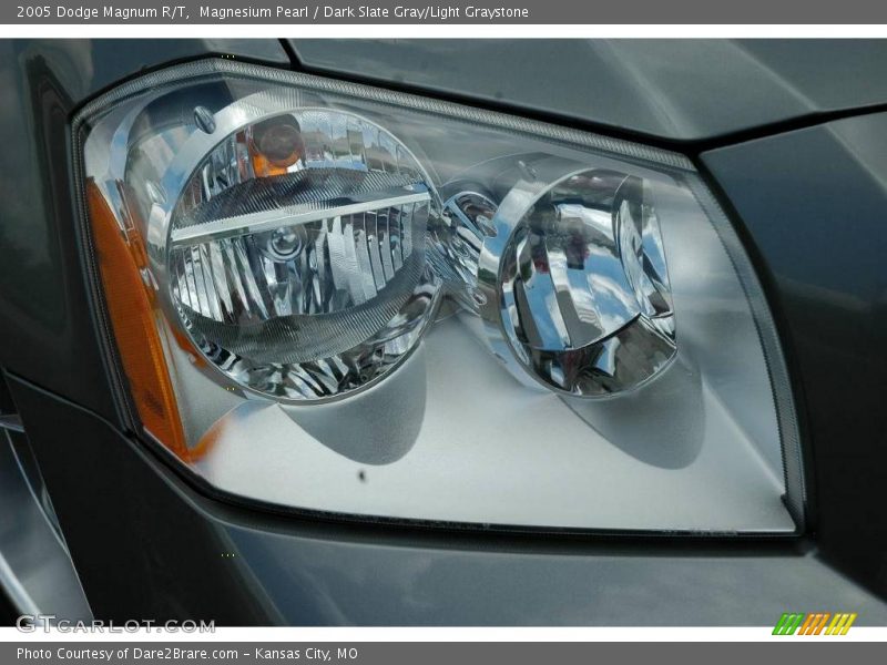 Magnesium Pearl / Dark Slate Gray/Light Graystone 2005 Dodge Magnum R/T
