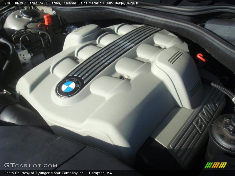 Kalahari Beige Metallic / Dark Beige/Beige III 2005 BMW 7 Series 745Li Sedan