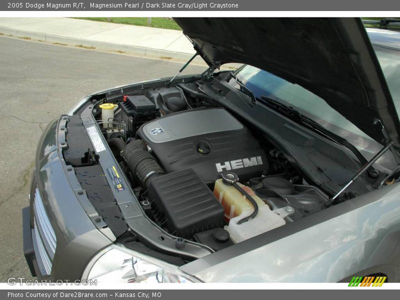 Magnesium Pearl / Dark Slate Gray/Light Graystone 2005 Dodge Magnum R/T
